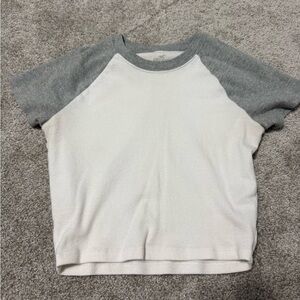 Hollister Gray and White T-Shirt